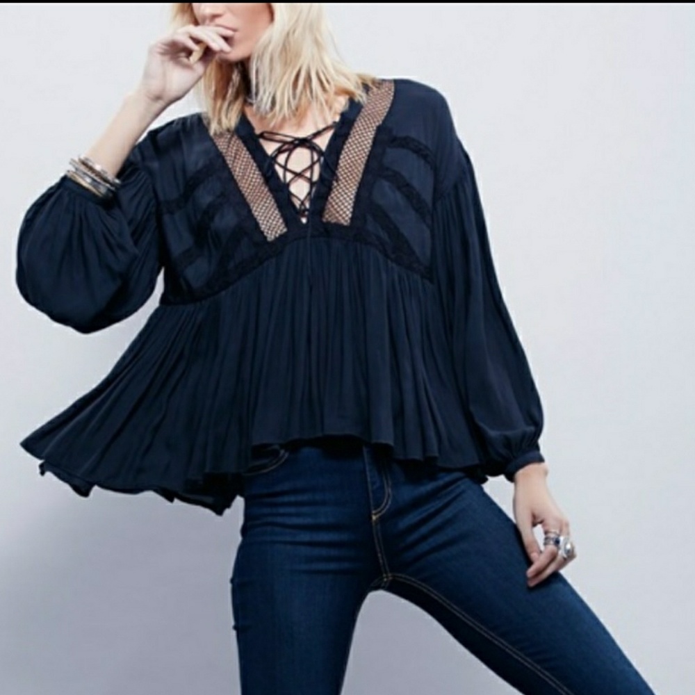 Free People Don't let go blouse. I8H10